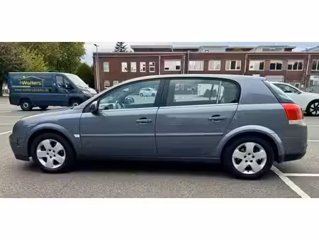 Opel Signum 2.2 155 Elegance