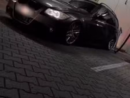 BMW Série 3 330d 3.0 231