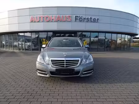 Mercedes-Benz Classe E E 200 2.0 184 Avantgarde