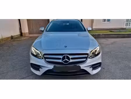 Mercedes-Benz Classe E E 220 AMG Line 4Matic