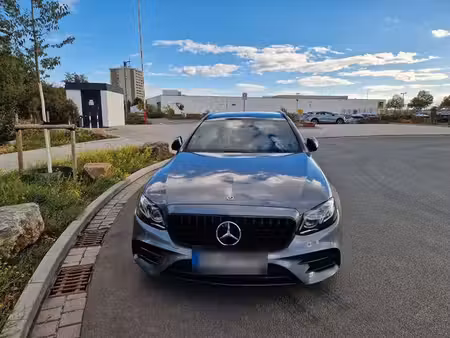 Mercedes-Benz Classe E E 300 AMG Line