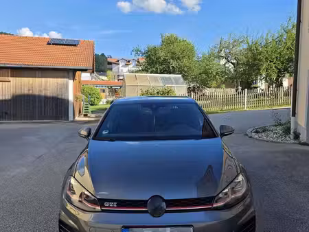 Volkswagen Golf GTI 2.0 Performance