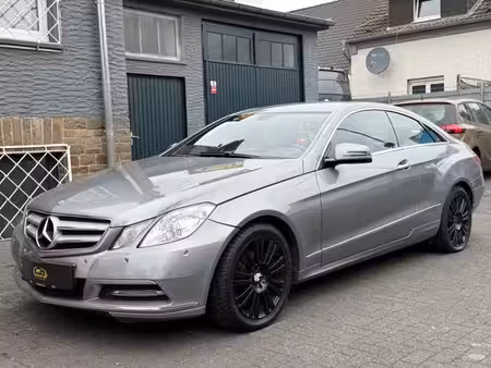 Mercedes-Benz Classe E E 200 2.0 184 Executive