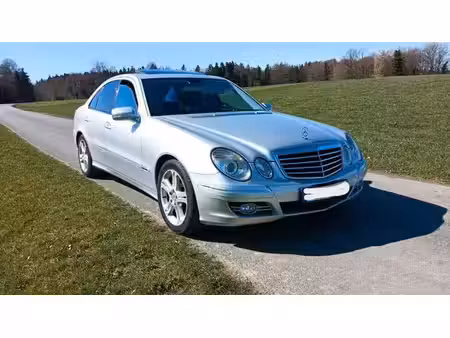 Mercedes-Benz Classe E E 500 V8 5.5 Avantgarde 4Matic