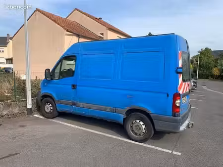 Renault Master 2.2 dCi 90