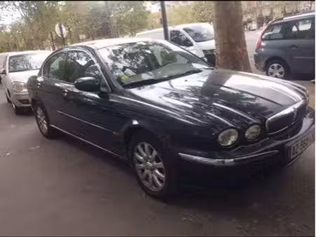 Jaguar X-type 