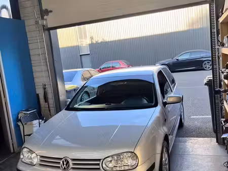 Volkswagen Golf 1.4 75