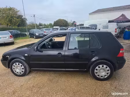 Volkswagen Golf 1.9 TDI 90