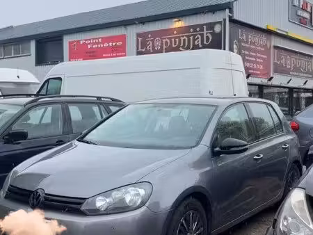 Volkswagen Golf 1.6 TDI 105