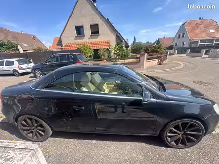 Volkswagen EOS 2.0 TFSI 200