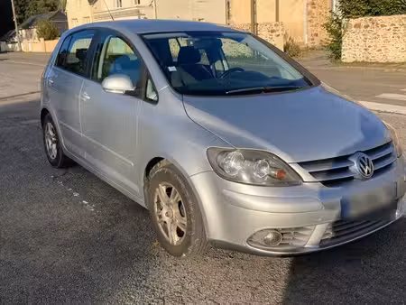 Volkswagen Golf 1.9 TDI 105
