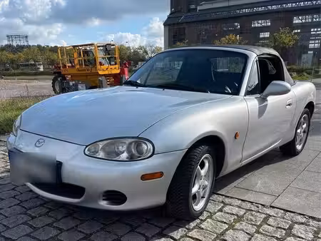 Mazda MX5 1.6 110