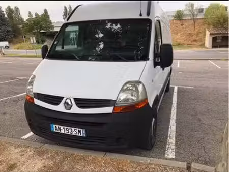 Renault Master 2.5 dCi 100