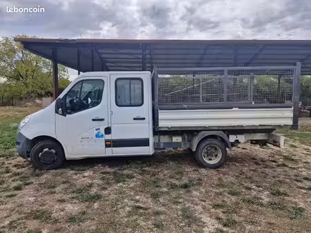 Renault Master 2.3 dCi 135