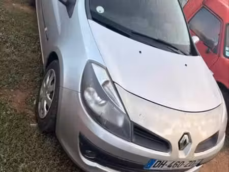 Renault Clio 1.4 98