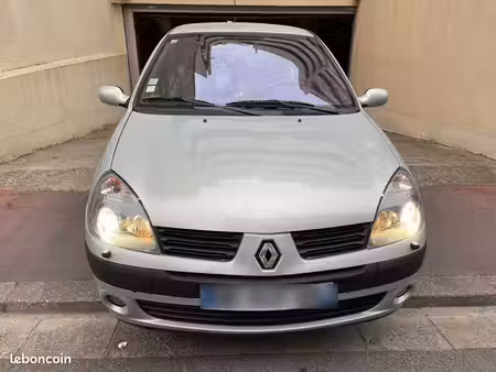 Renault Clio 1.6 110 Initiale