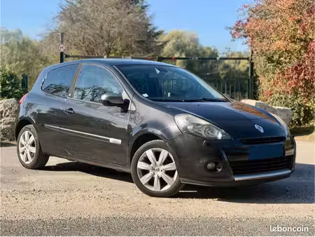 Renault Clio 1.2 TCe 100 TomTom