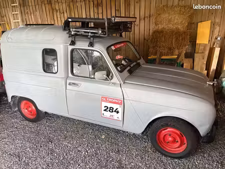 Renault R4 4L
