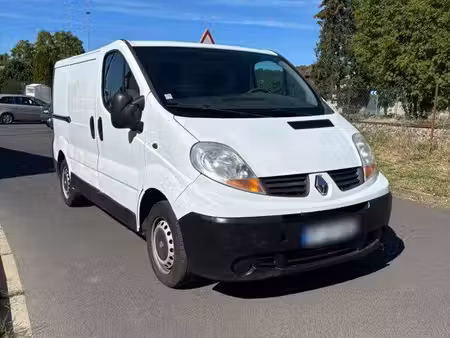 Renault Trafic 2.0 dCi 90
