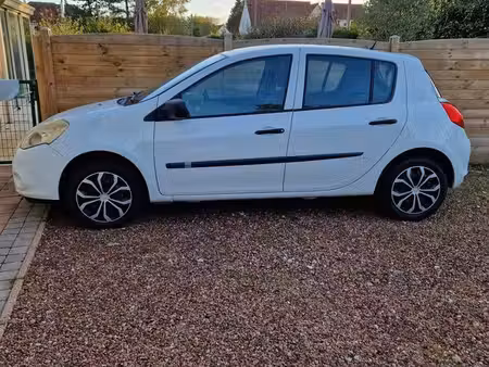 Renault Clio 1.2 75
