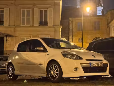 Renault Clio Gordini 1.5 dCi 105