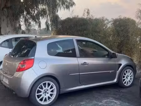 Renault Clio RS 2.0 200
