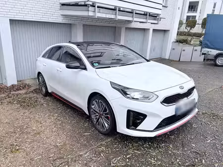 Kia Ceed 1.6 T GDi 204