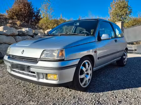 Renault Clio 16S