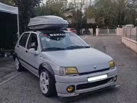 Renault Clio 