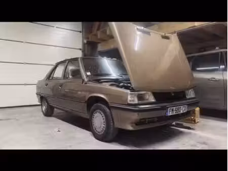 Renault R9 