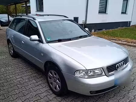 Audi A4 1.6