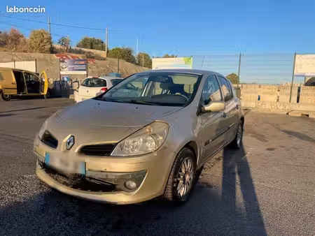 Renault Clio 1.6 110
