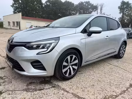 Renault Clio E-Tech 1.6 145 Evolution