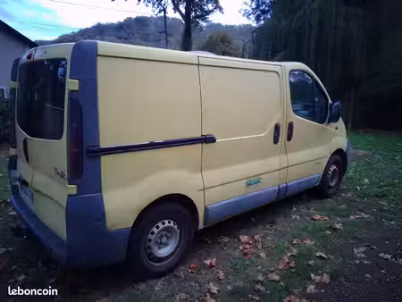 Renault Trafic 1.9 dCi 100