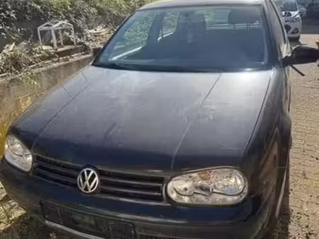 Volkswagen Golf 1.4 75 Base