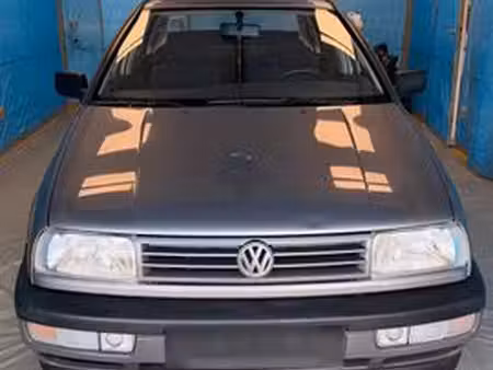 Volkswagen Vento 1.6 75 CL