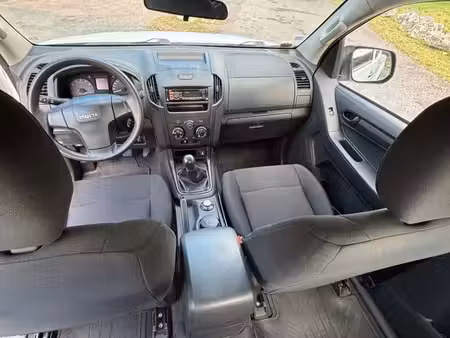 Isuzu D-max 2.5 163