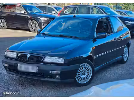 Lancia Delta HF 2.0 T 186