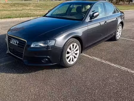 Audi A4 V6 2.7 TDI 190 S line