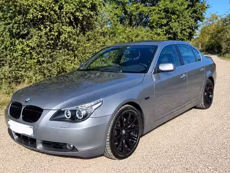 BMW Série 5 530d 3.0 218