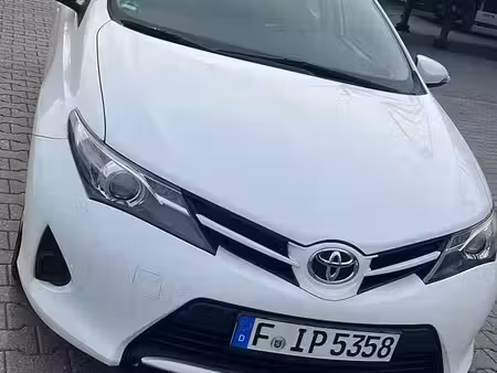 Toyota Auris 1.4 90 Cool