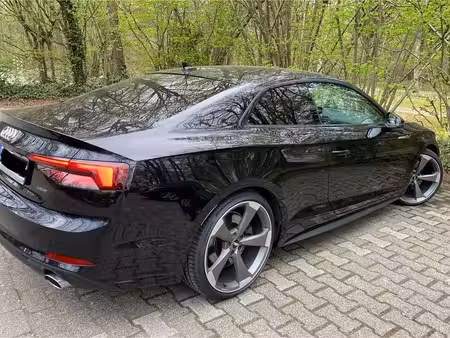 Audi A5 2.0 TFSI 252 S line