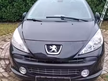 Peugeot 207 CC 1.6 HDi 110