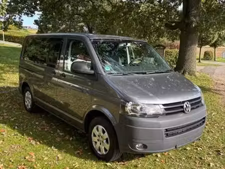 Volkswagen Transporter T5 2.0 TDI 102