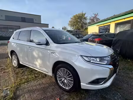 Mitsubishi Outlander PHEV 2.4 135 4x4