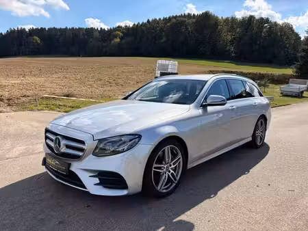 Mercedes-Benz Classe E E 300 2.0 245 AMG Line
