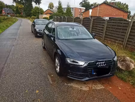 Audi A4 2.0 TDI 150 S line