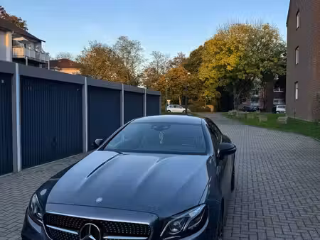 Mercedes-Benz Classe E E 220