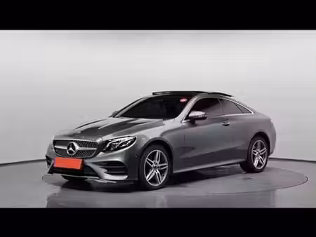 Mercedes-Benz Classe E E 220
