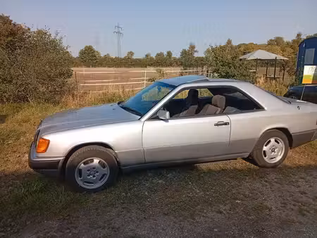 Mercedes-Benz Classe E E 230